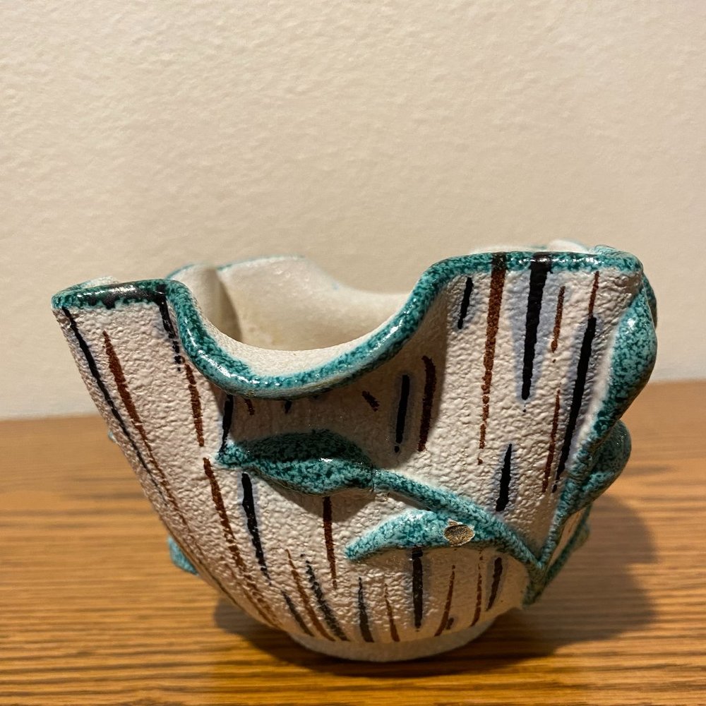 E&R Italian Tuscan Style Leafy Ceramic Pottery Planter White Granulated Finish - Picture 14 of 14